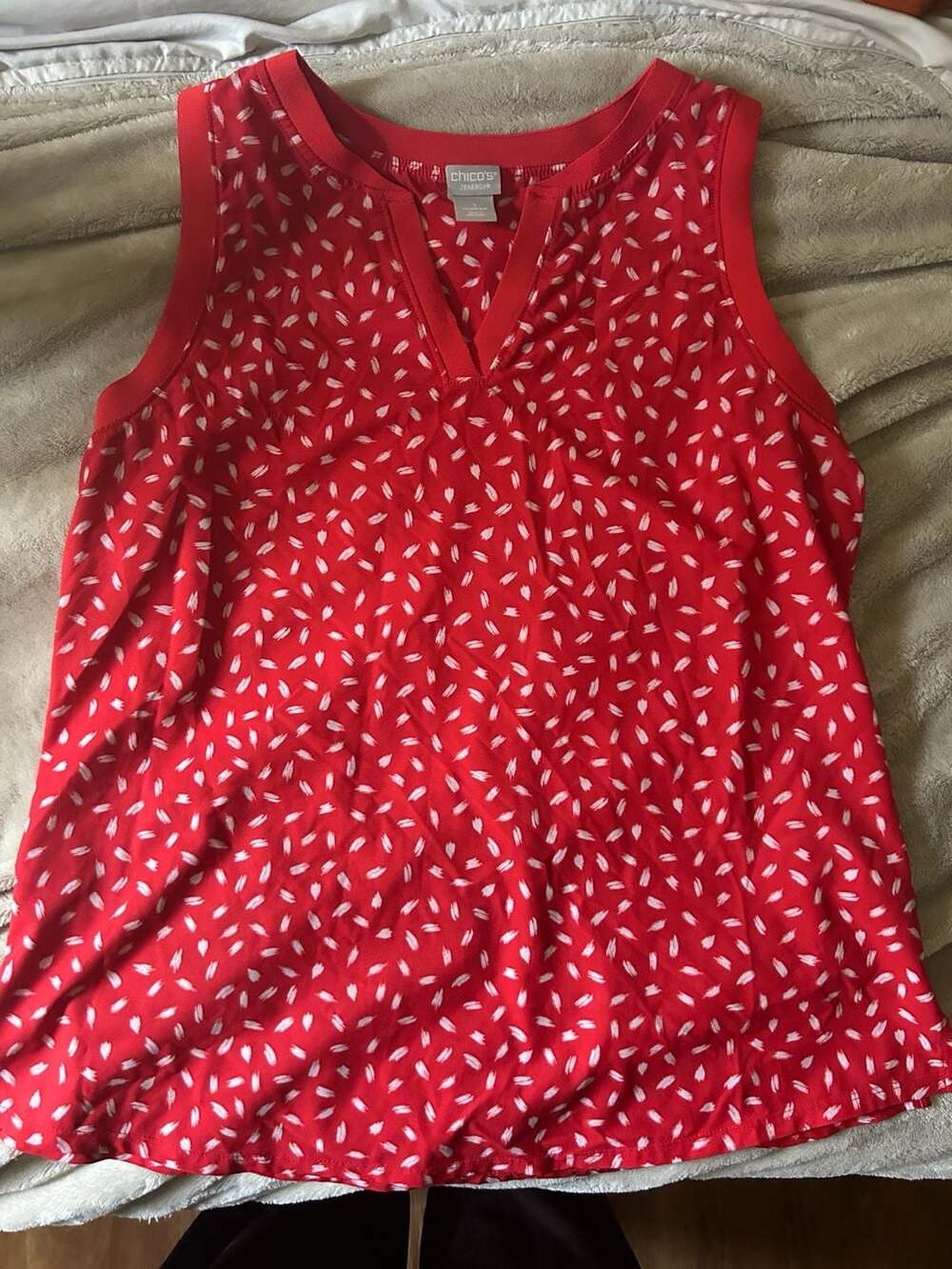 Women’s Chico's Zenergy Red and White Patterned Sleeveless Tank Top